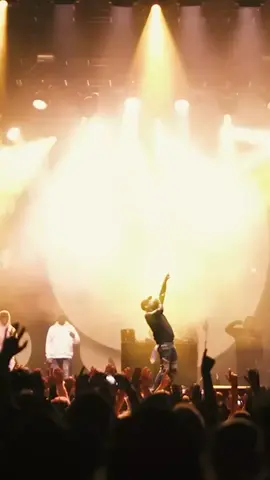 For the ones who didn’t see it coming. Wu-Tang Clan 🤝 Khruangbin. Desert Daze. October 2019.