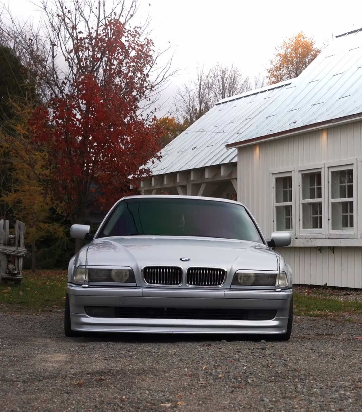 What’s better than one 7er? #e38mafia #e38 #bmwe38 #7series #cartok 