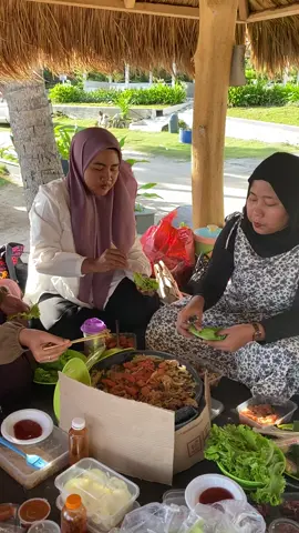 Ngegril dilaut mantapp#warungmini #fyppppppppppppppppppppppp #viral 