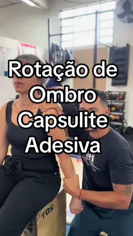 Rotação de Ombro Capsulite Adesiva . . #fisioesportiva #fisioterapeuta #physicaltherapist #capsuliteadesiva #physicaltherapy 