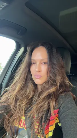 2 horns please… beep beep 