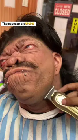 The squeeze ore🤣🤣🤣