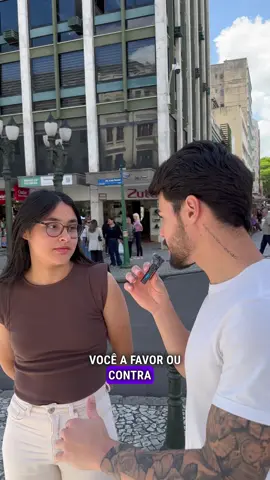 Qual a sua opinião política? #entrevista #politica 