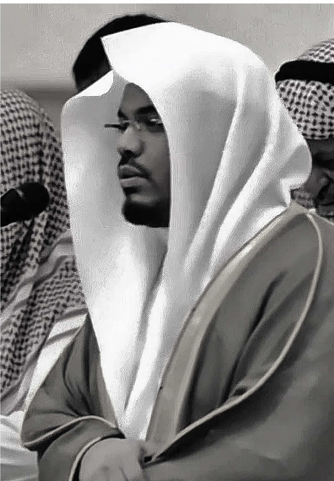 وَنَادَى أَصْحَابُ النَّارِ أَصْحَابَ الْجَنَّةِ أَنْ أَفِيضُوا عَلَيْنَا مِنَ الْمَاءِ ، #ياسر_الدوسري #سورة_الأعراف #اكتب_شي_توجر_عليه #Quran #islamic_video 