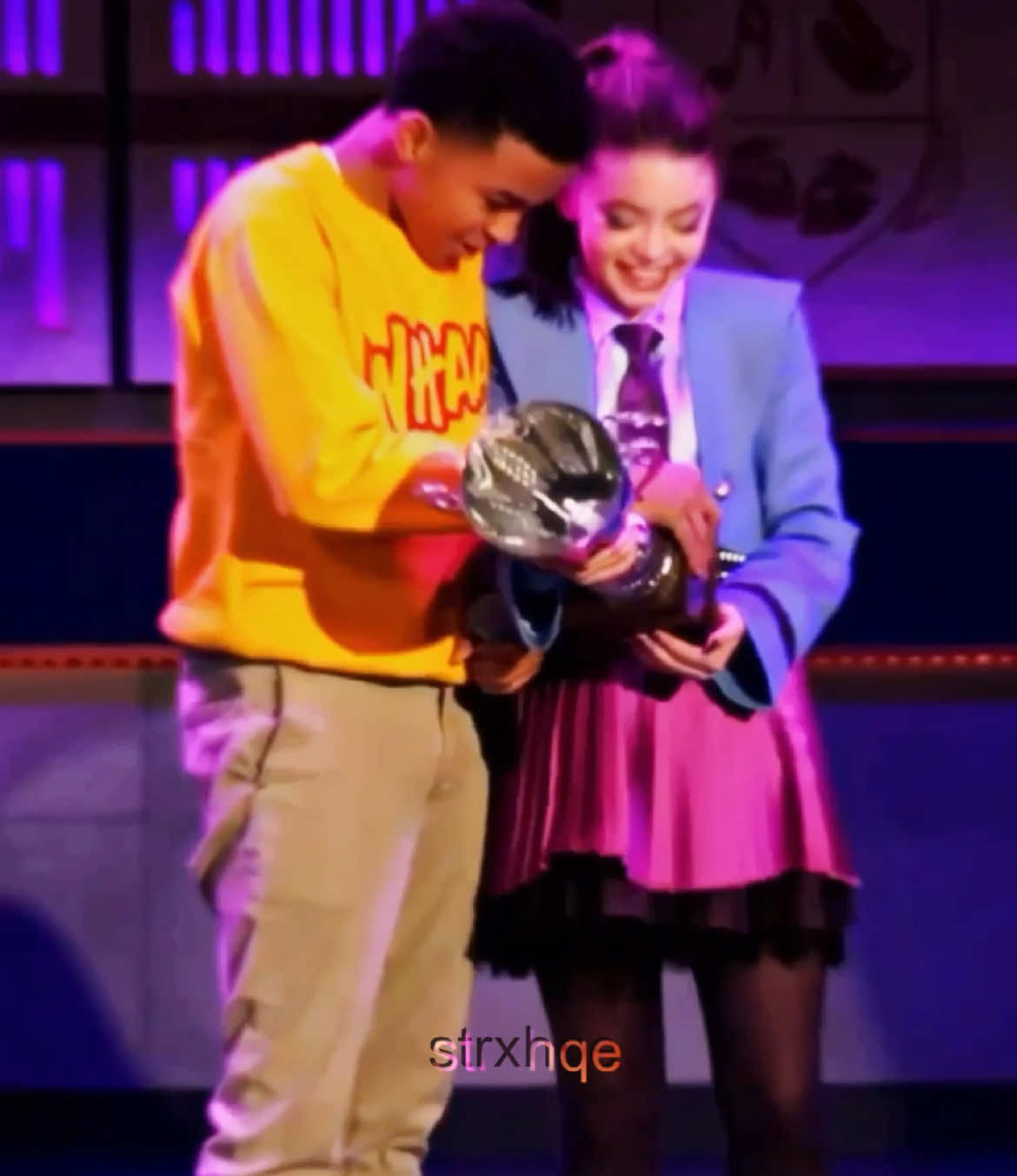 Editing Vee and Elijah from every episode 1/16 || I like weird || Sp: @sarah 🕸️ || Ac: @maddie 🎧 || Base qr code: elsiezvids || #vampirinateenagevampire #elijahvanhelsing #kenzirichardson #shaundixon #fyp  Shaun Dixon  Kenzi Richardson  Vee hauntley  Elijah Van Helsing 