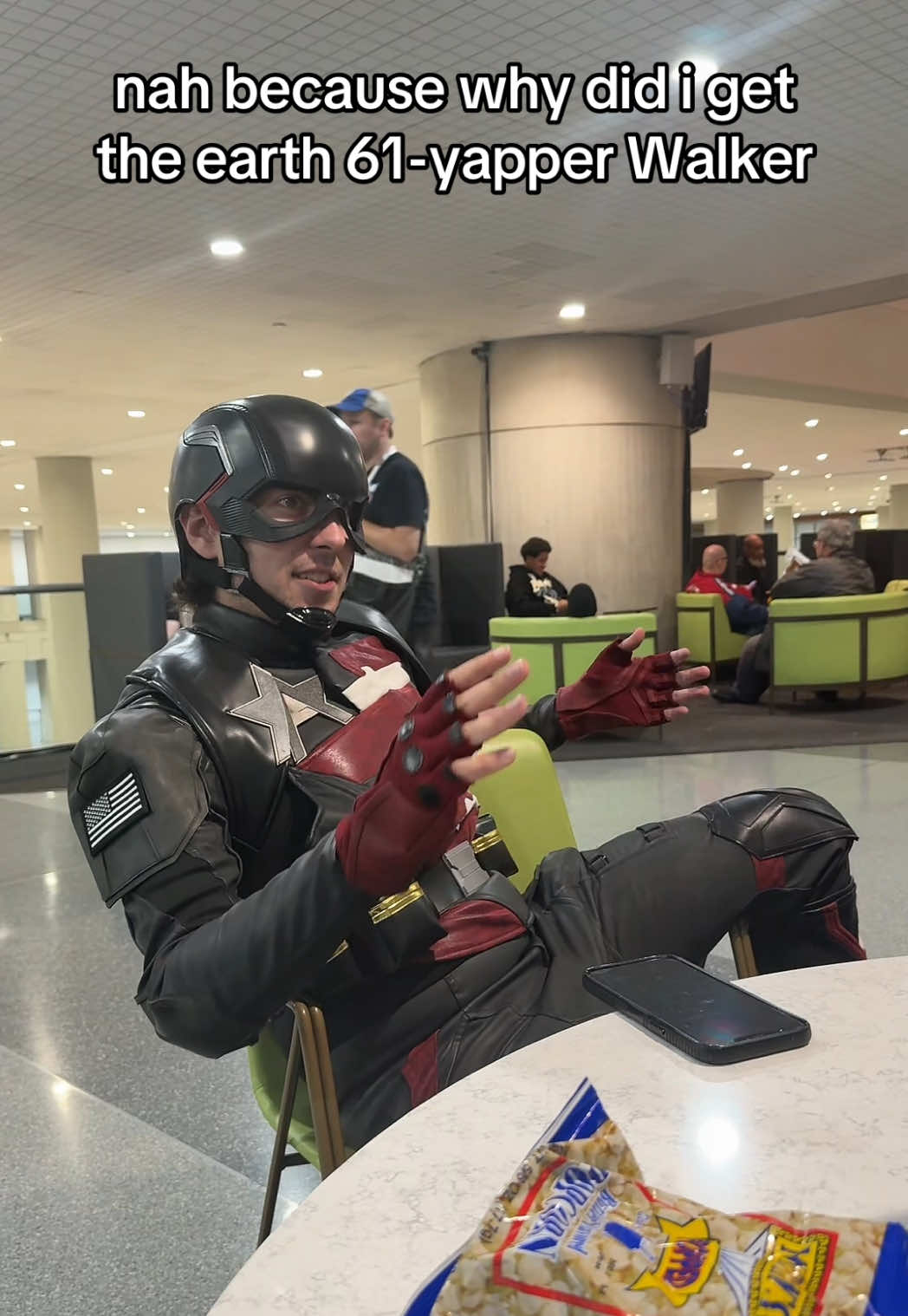 send help #thunderbolts #thewintersolider #nycc #newyorkcomiccon #marvelcosplay 