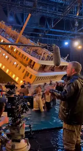 behind the scenes of titanic #lionking #thor #behindthescenes #titanic 