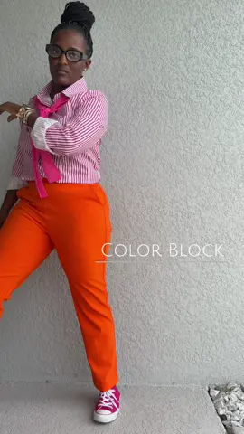 Link in my bio under LTK or screenshot this link https://liketk.it/5sXcS Color blocking done right #dressforsuccess #dresstoimpress #corporatetiktok #corporateattire #OOTD 