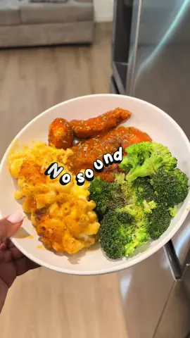 This is really how quiet my days be …  #fyp #foryoupage #cook #food 