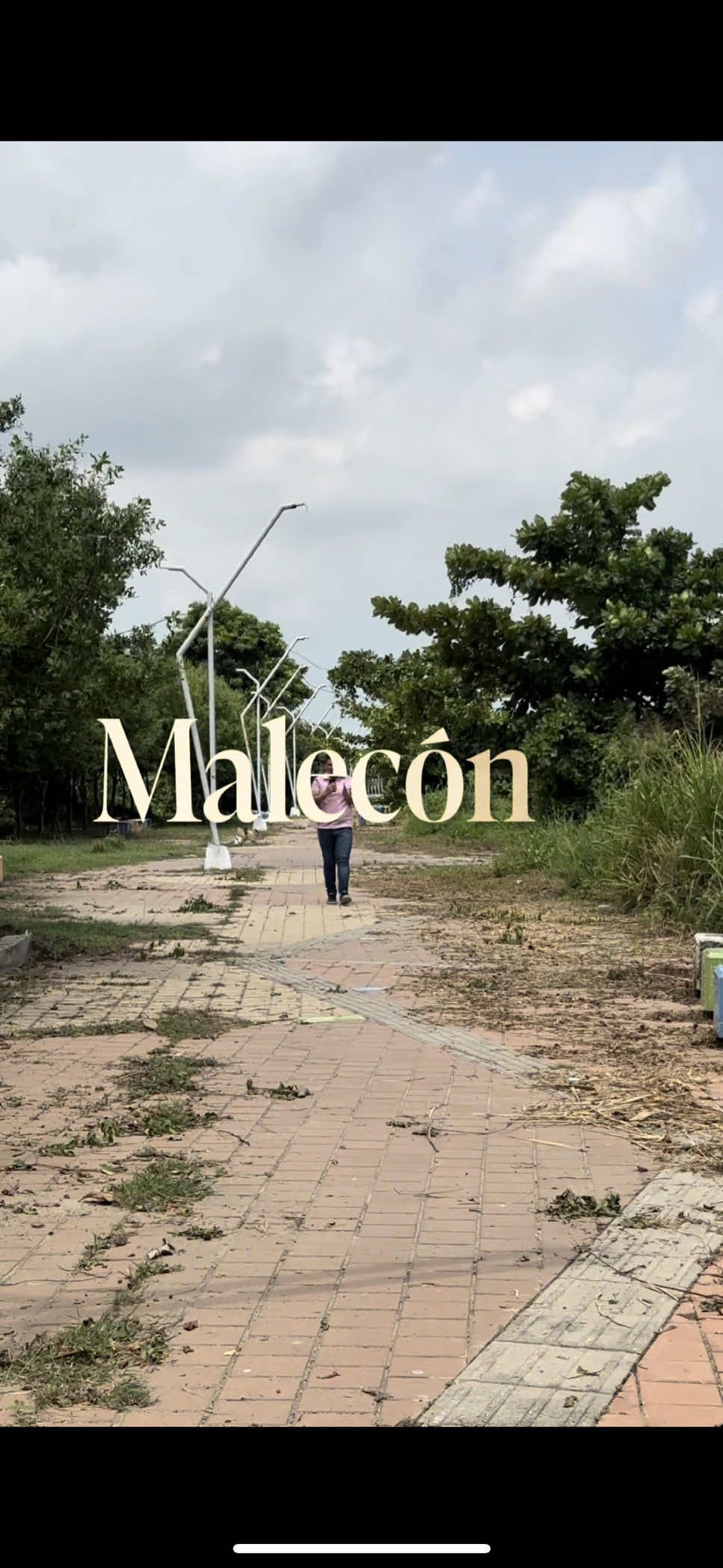 ⚠️30 MIL MILLONES tirados a la basura 💸 Así luce hoy el Malecón Bicentenario una zona olvidada por parte de la alcaldía de #barranquilla 