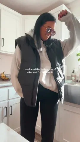 Are we all unhinged? 🫣 #group7 