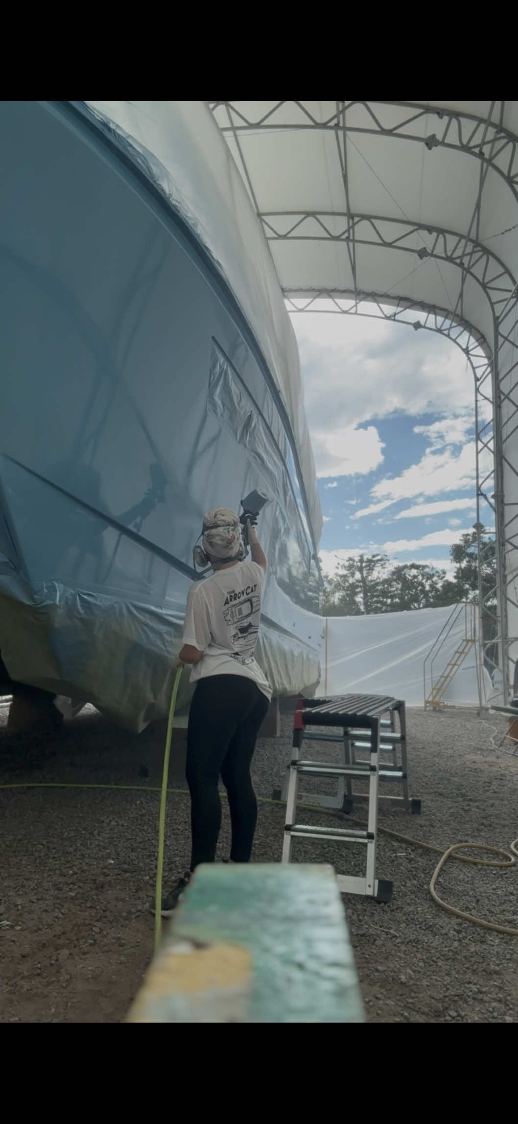 Bahama blue #lovewhatyoudo #catamaran 