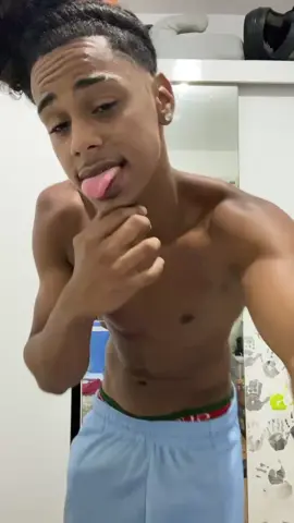 se tu prefere a putaria...  seguido aí fml ❤️ 