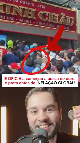 Fim dos Tempos: As filas nas casas de compra de ouro e prata na Europa e na Ásia são o retrato de um sistema à beira do colapso. Enquanto bancos centrais imprimem dinheiro sem lastro e governos acumulam dívidas impagáveis, o povo busca refúgio naquilo que sempre teve valor real: os metais preciosos. Estados americanos já começaram a reconhecer o ouro e a prata como moedas oficiais, sinal de que o império do papel começa a ruir. A corrida por proteção física mostra que a confiança nas moedas fiduciárias está desaparecendo — e, com ela, a ilusão de estabilidade que sustentava o sistema econômico global. Tudo isso ecoa o que as profecias já anunciaram: um tempo em que “ninguém poderá comprar nem vender” sem se submeter ao novo sistema que virá. O colapso do dinheiro de papel é o prelúdio do domínio total do sistema da Besta — um controle econômico digital, centralizado e sem liberdade. Quando a Babilônia financeira cair, o mundo buscará desesperadamente por algo sólido, mas será tarde demais para muitos. 🌎👇 Segue abaixo o contato da Minha Fornecedora de Ouro/Prata:  📞 WhatsApp: (41) 9 96285850 📲 Instagram: @rscapitalprotect