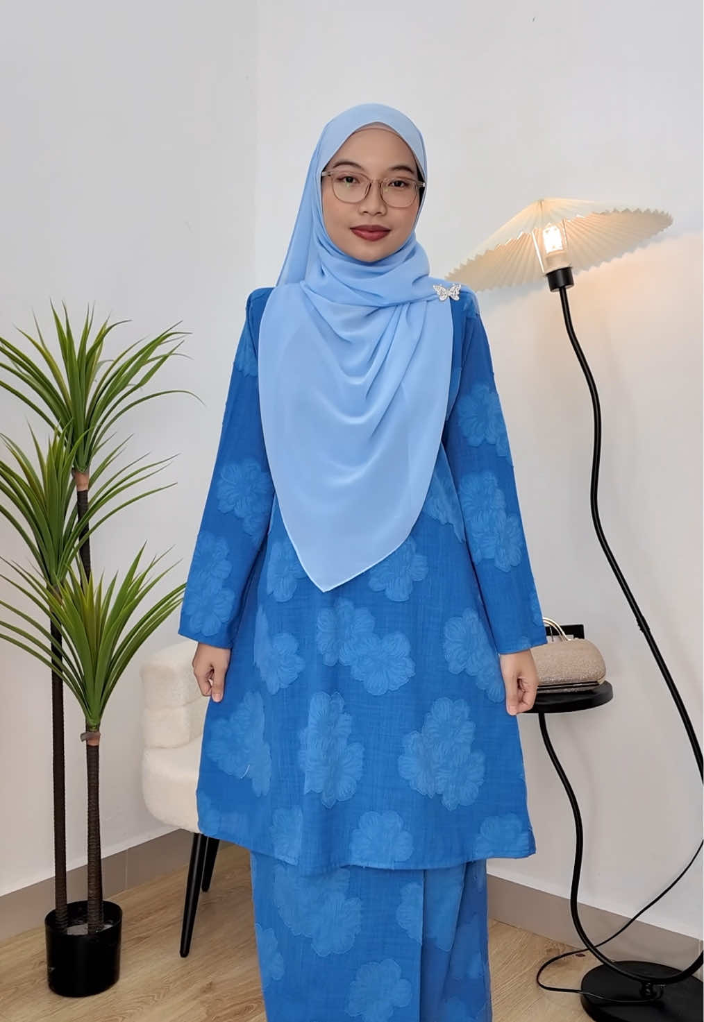 Aura raya tak perlu tunggu Syawal, everyday boleh tampil anggun dengan Kurung Elayna ni 😍 Siapa sokong? #bajukurungcikgu #bajukurungtrend #kurungbridesmaid #kurungriau #tiktoklive 