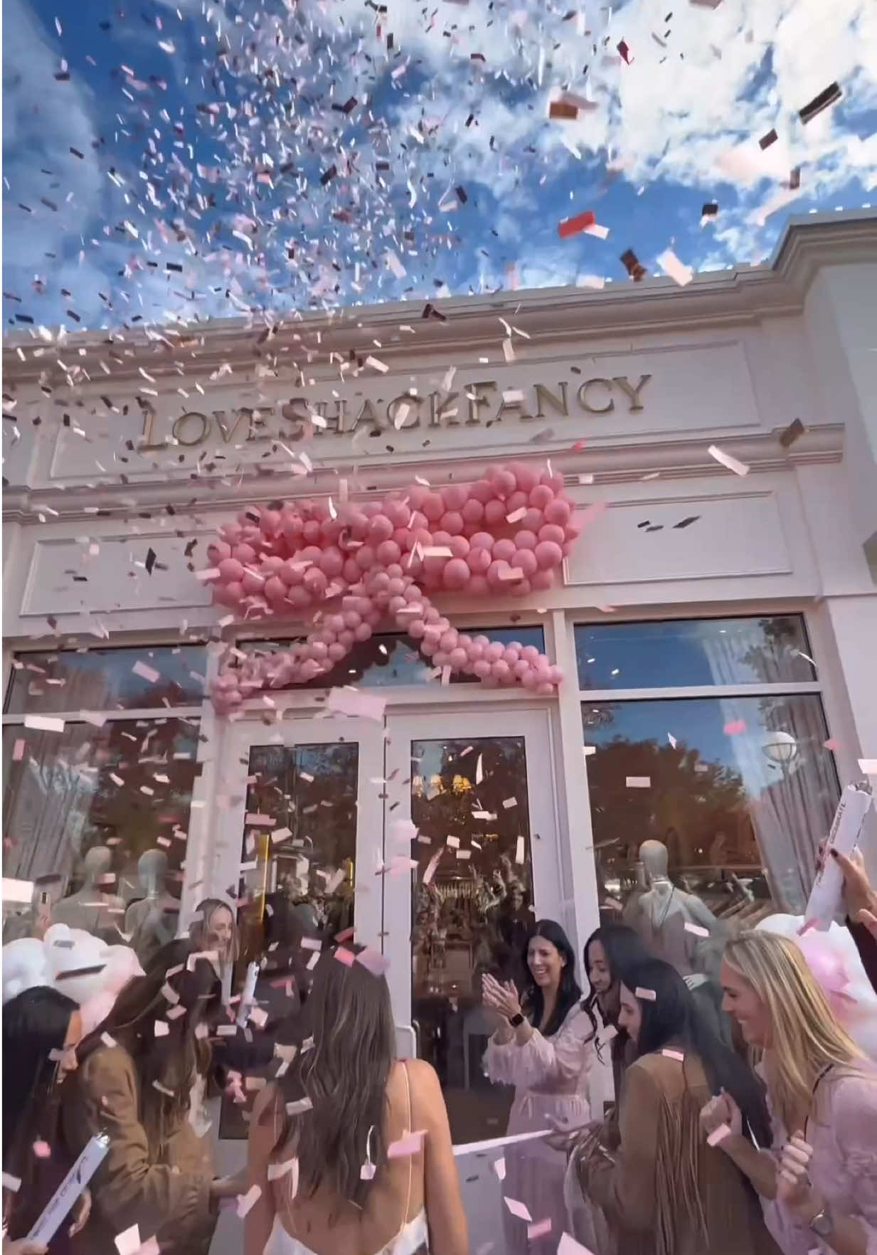 Pink dreams come true💞 Our first-ever New Jersey store is officially open at The Grove in Shrewsbury! Jersey girls know how to party —  reliving the magic of our opening day filled with lots of dancing & fun surprises✨🎀💕Store 25 we love you so!!!   #LoveShackFancy #LoveShackFancyNJ #TheGroveShrewsbury #storeopening #loveshackfancystores