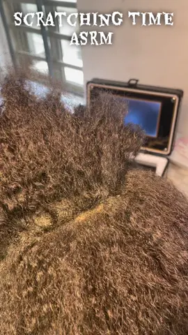 Like and follow us for no reason . #scratching #satisfyingvideos #sleepasmr #fyp #trendingvideo🥺🥺🥺🥺 Book à session with us  today . 