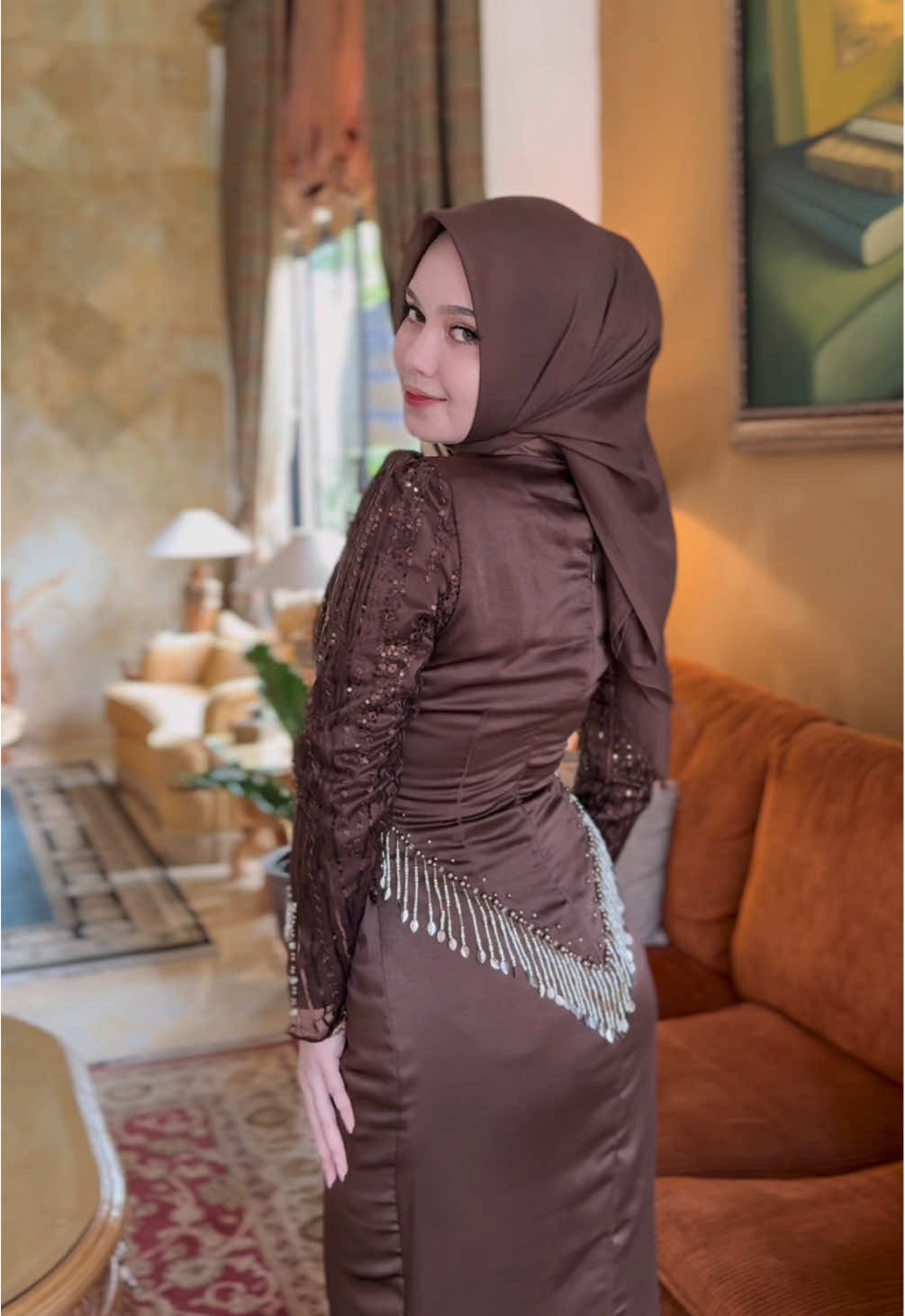 Detail Heidy Dress, payetannya banyaakk ya, depan ada, lengan ada, belakang pun adaaa #fypage #berandagak #dresskondangan #dresspesta #dresspayet 