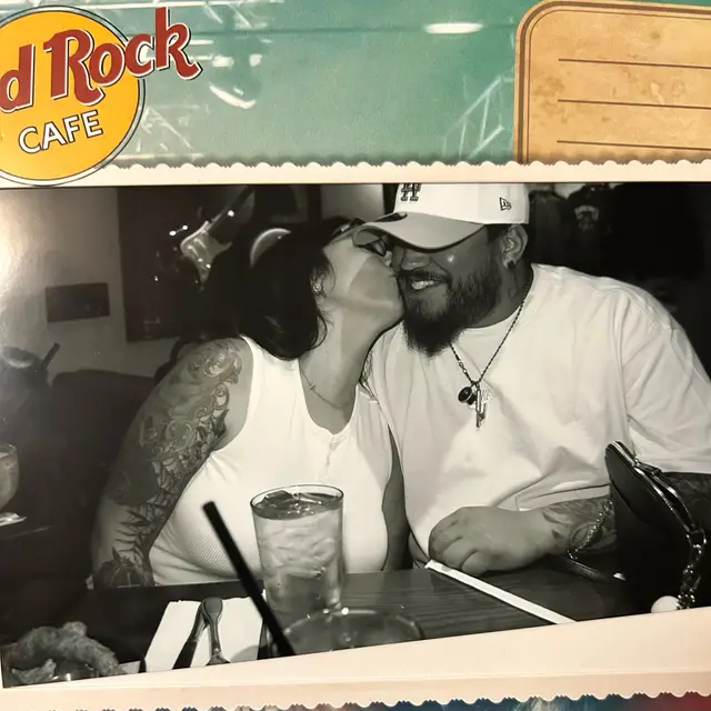 The rarest rose 🌹 #mybetterhalf #mylove #fyp #foryoupage 