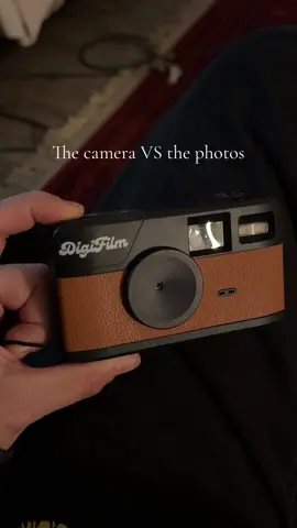 This camera is such a cool concept!!it has built-in filters, a flash, and no screen. Film vibes without spending a fortune on rolls or developing 📸✨ #filmstyle #digifilm #filmphotography #cameraroll #photography @DigiFilm 
