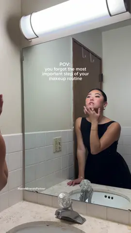 #baremineralspartner #ad wearing a full face without a lippy should be illegal 😭thank goodness @bareMinerals gleam on kit can save a girl from serving literally nothing. I think cranberry is my fave in this holiday kit! 