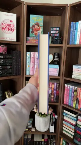 This book is so good so far!!! @Taylor Jenkins Reid 💕📖🚀 #readwithme #bookoftheday #atmosphere #taylorjenkinsreid #books 