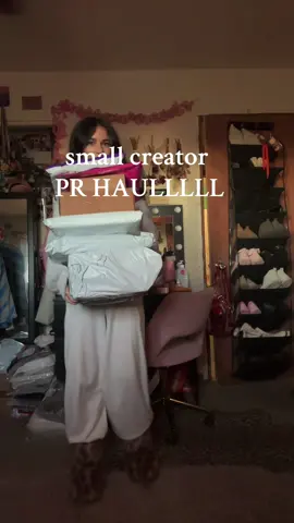 pr haull 🤗 so so thankful!! @Glow Recipe @Edikted @Fashion Nova @windsorstore @Shop MAKE Beauty #prhaul #tiktokshop #fyp 