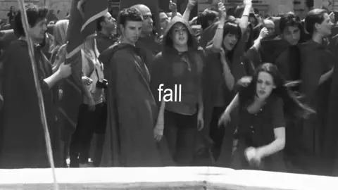 #edwardcullen , #bellaswan | fall in love.  #fypage #fyp #twilight 