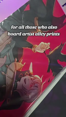 I would not use this to carry prints to sell, but for personal storage ? it's awesome. 