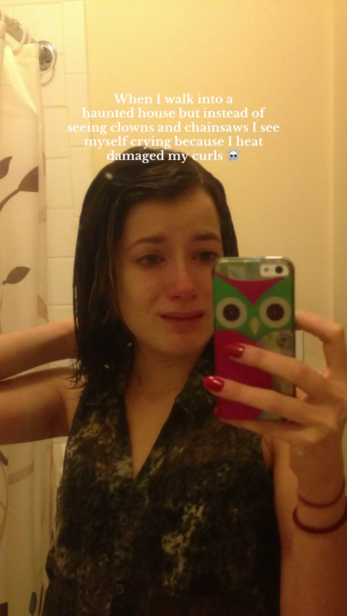 This photo will never not be funny to me. Poor thing! It’s okay your curls grew out beautifully after you stopped frying it everyday with a flat iron. 🤣 #heatdamage #curlyhair #heatdamagedcurls 