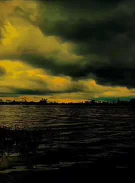 Tiếng khóc nấc nghẹn ngào anh bây giờ tim đau như cắt #tamtrang #nhactamtrangbuon #nhachaymoingay #thienphuc0903 #xuhuongtiktok 