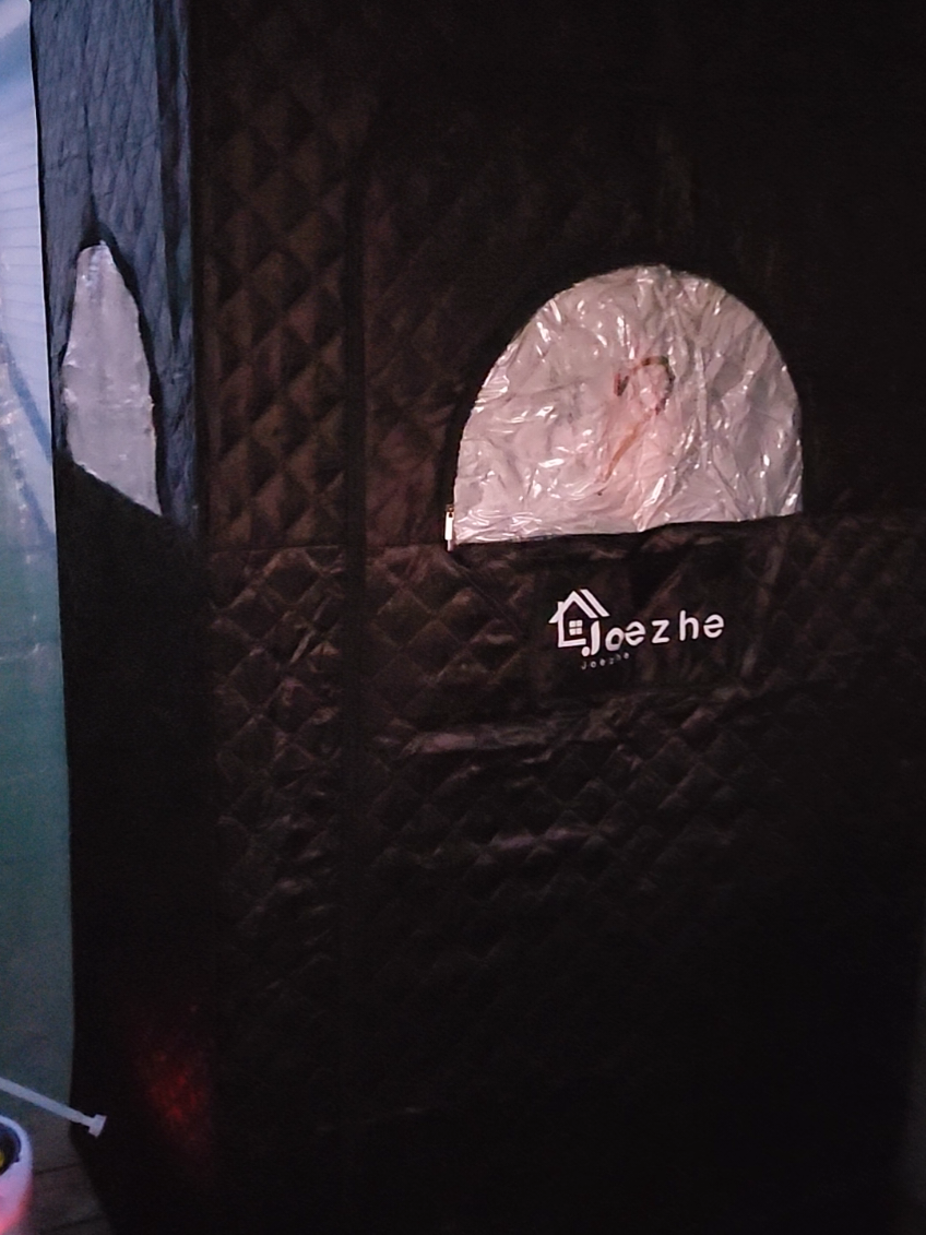 15 minutes to set up, endless relaxation after 😌💨 My new favorite way to detox, relieve sore muscles, and unwind — right from home! 🧖‍♀️✨ #PortableSauna #SteamSauna #HomeSpa #RelaxationTime #SelfCareDaily 