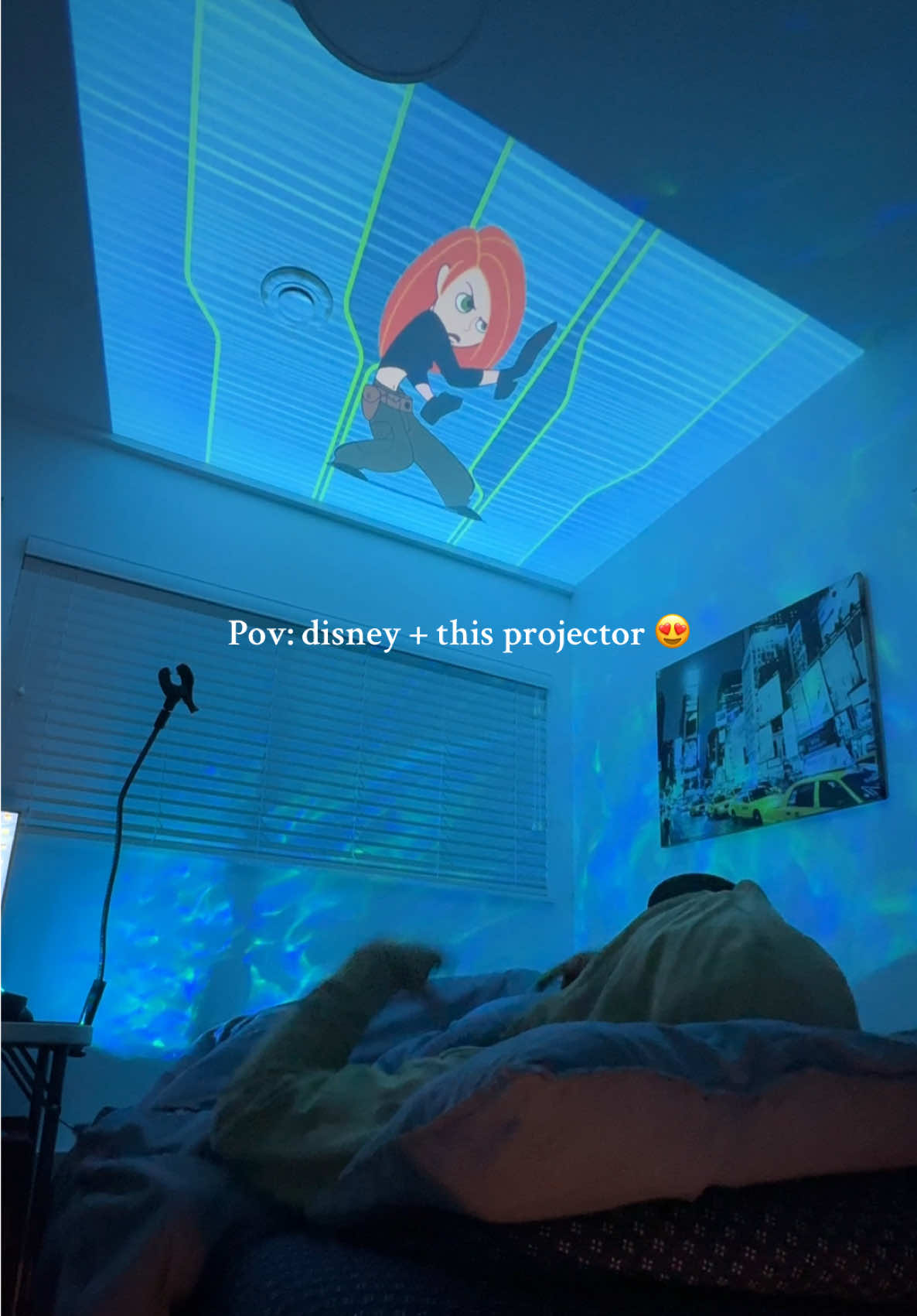 So glad i got this projector to watch all my disney classics on it 🙌🏻🎥🍿 #trending #roomfinds #movienight #disneyplus #2000s 