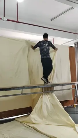 Hometextile factory There are many ways to cut fabrics, do you know? #wholesale #foryou #oem #sheet #bedding 