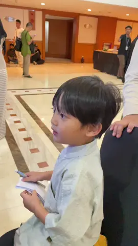 Singkat padat “papa mana de” #daehoon #junho #fyppppppppppppppppppppppp #fypage #jule 