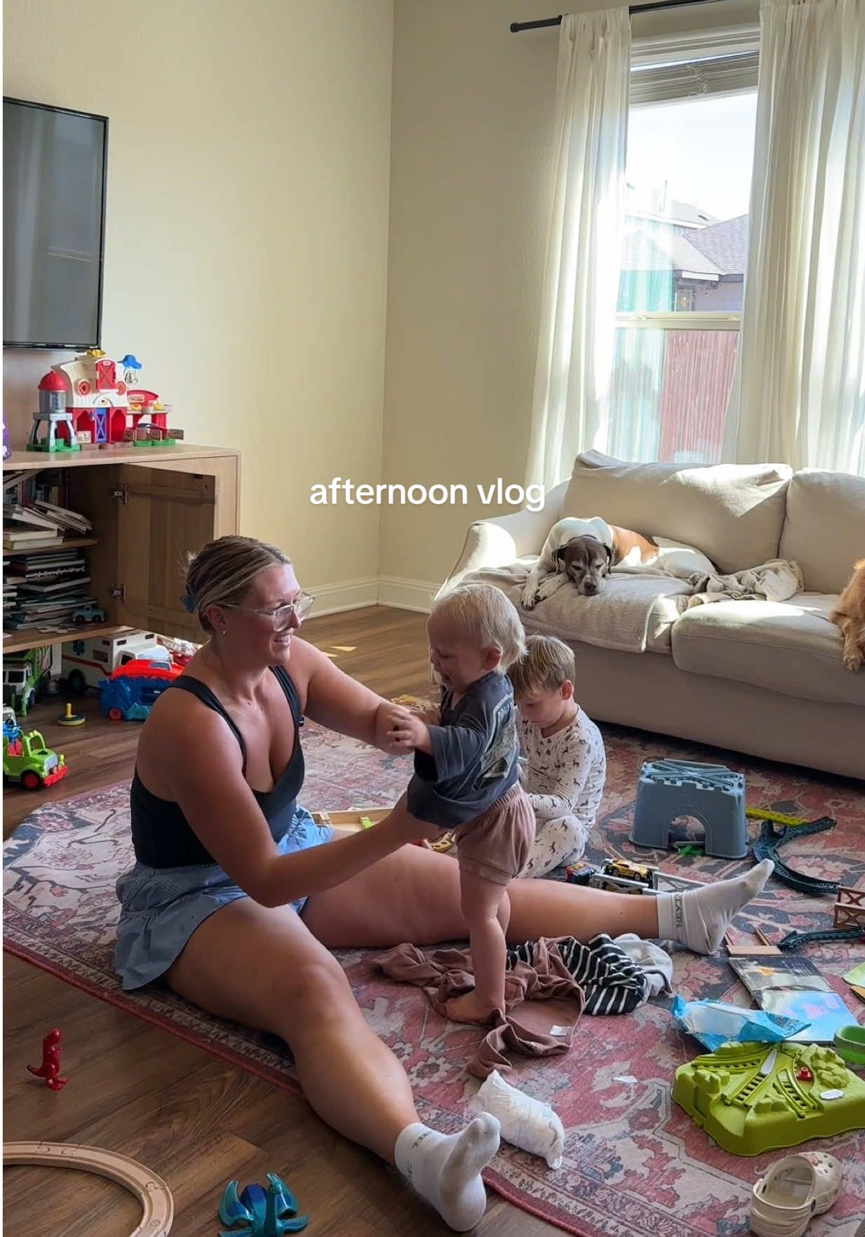 A RANDOM MIDDLE OF THE DAY VLOG 🤍 do we like this or should i stick to morning vlogs??? 