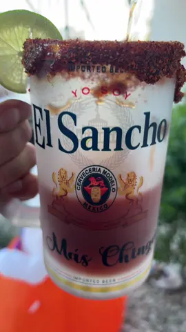 Recuerda que si quieres tu tarro personalizado con cualquier nombre o persona solo tienes que escoger la opción de personalizar y escribir en las notas lo que quieres ☺️