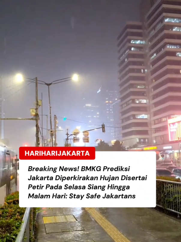 Badan Meteorologi, Klimatologi, dan Geofisika (BMKG) memprakirakan cuaca di wilayah DKI Jakarta hujan ringan hingga petir pada Selasa pagi hingga malam. BMKG melalui laman resminya https://bmkg.go.id/ merinci, wilayah DKI Jakarta pada pagi hari mulai dari Jakarta Barat, Jakarta Pusat, Jakarta Selatan, Jakarta Timur, dan Jakarta Utara diperkirakan berawan, sedangkan Kepulauan Seribu diperkirakan hujan ringan. Memasuki siang hingga sore hari, wilayah Jakarta Selatan dan Jakarta Timur diperkirakan hujan disertai petir, sedangkan wilayah Jakarta lainnya hujan ringan. Malam hari Jakarta Selatan, Jakarta Barat, Jakarta Utara, dan Jakarta Timur diperkirakan hujan ringan, sedangkan wilayah Jakarta Pusat dan Kepulauan Seribu cerah berawan. Suhu udara pada hari ini di Jakarta pagi hari diperkirakan berada pada kisaran minimum 18 derajat hingga 30 derajat Celsius, lalu memasuki siang hari suhu udara mencapai 22 sampai 29 derajat Celsius, sedangkan malam hari mencapai 19 sampai 28 derajat Celcius. Video by: virendraadhy #hariharijakarta #jktinfo #infojakarta #jakarta #jakartatimur 