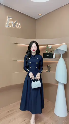 Siêu phẩm váy thiết kế dáng A xoè dài 💙.  Bao che phủ khuyết điểm cực kì tốt lun ạ#homnaymacgi #vaythietkecaocap #vaydutiecsangchanh #vayxinhmoingay #vaycongso 