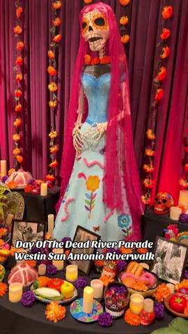 Day Of The Dead River Parade Westin San Antonio Riverwalk/Zocca SA #sanantoniotexas #sanantoniocheck #sanantoniotx #dayofthedead #diadelosmuertos 