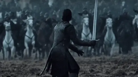 أقاتل فِي ساحةِ المعركة وحدِي  أنا الجيشُ لنفسي وانا السيفُ ذاتهُ. #gameofthrones 