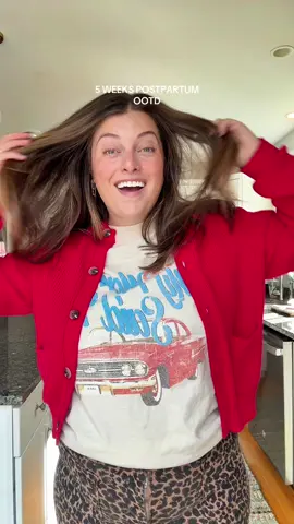 #OOTD #MomsofTikTok #relatablemomcontent #postpartumjourney #honestmotherhood #secondtimemom #momhacks @nuuly 