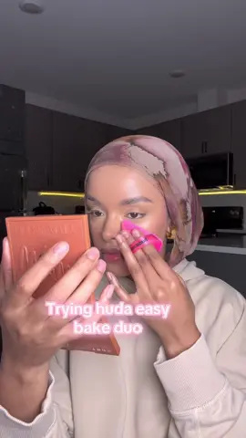 @Huda Beauty #Hudabeauties #hudabeauty#hudabeauty #makeup #hudaeasybake 