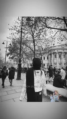 “Đừng vì người không xứng đáng với mình…” #capcut #capcutpioneer #pioneertemplate #kimjennie 