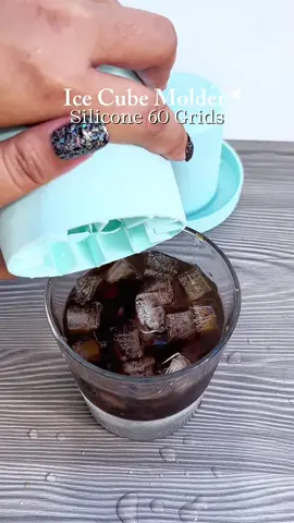 Silicone Ice Cube Molder 60 Grids  #siliconeicecubetray #icemolder #kitchenhack #kitchenessentials 