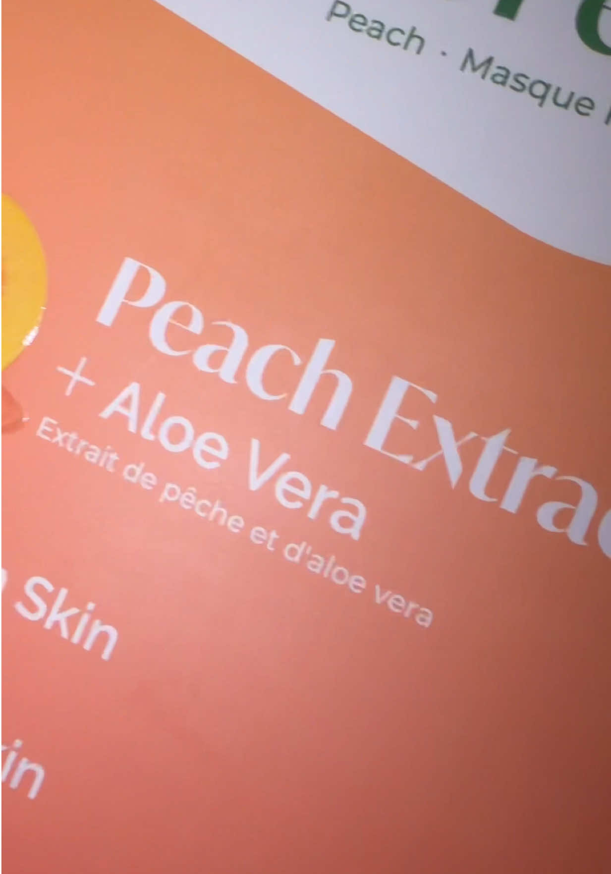 Ready to smooth rough skin and exfoliate your feet!! Say no more! This foot peel mask has you covered!!!  With peach extract and aloe Vera, your feel are gonna be soft! ✨  #footpeelmask #peachextract #tiktokfinds #tiktokmademebuyit 🎉 