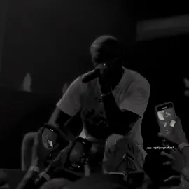 corra - djonga #djonga #corra #tipografias #djongador 