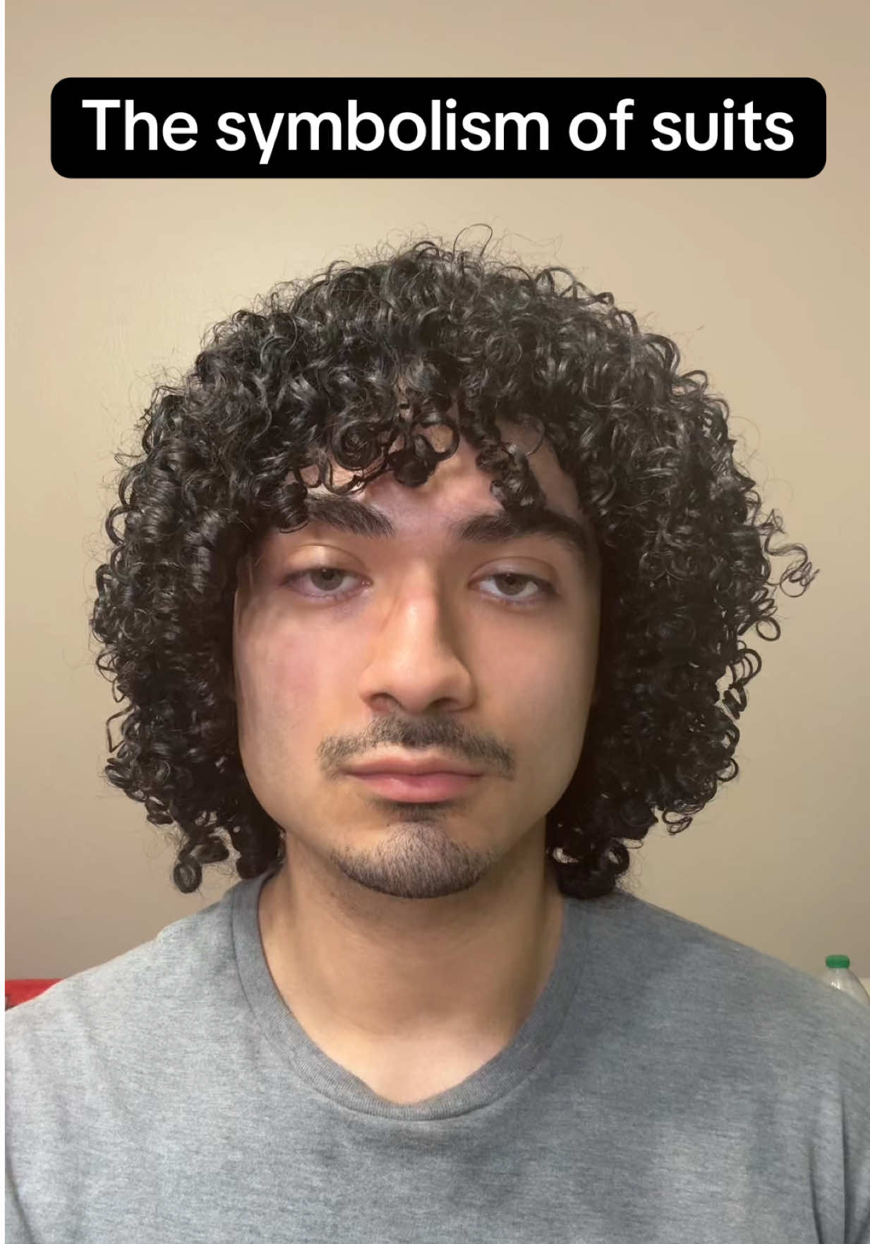 I noticed that a lot of the stuff i was recently watching had suits as a key part of the attire. So i decided to make this video.  #chainsawman  #kingsman  #johnwick  #mediaanalysis  #symbolism 