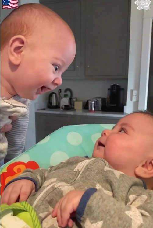 Interesting moments of twin babies🤩🤩#baby #happy #funny #cutebaby #foryou 