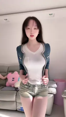 高萌#lovelygirl #可爱女孩 #中国女孩 #爱跳舞的女孩 #dance 